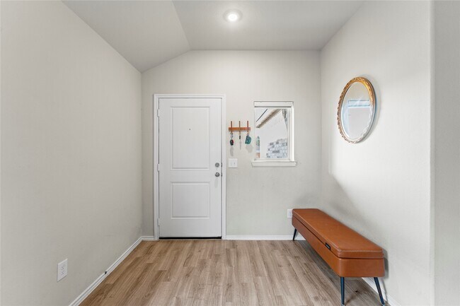 Foto del edificio - 2034 Brixham Bluff Ln