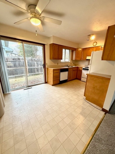 Foto del edificio - 6247 Amanda Dr