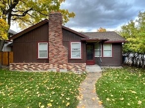 Building Photo - 116 Burlington Ave