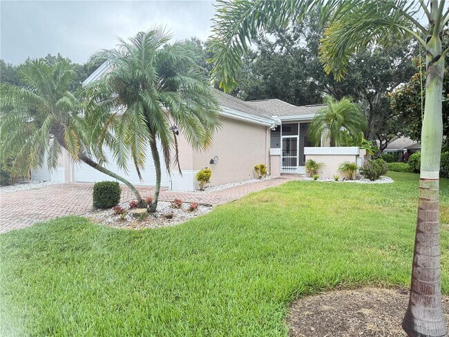 Building Photo - 2309 Mooney Pl