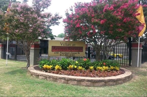 Villas At Arroyo Springs Apartments Arlington Tx Apartments Com