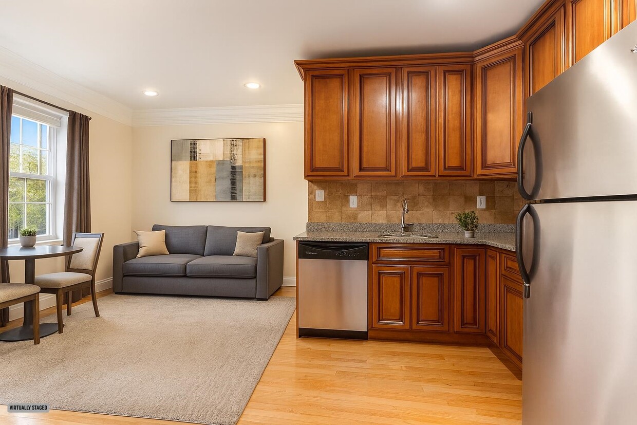 Primary Photo - 70 South St