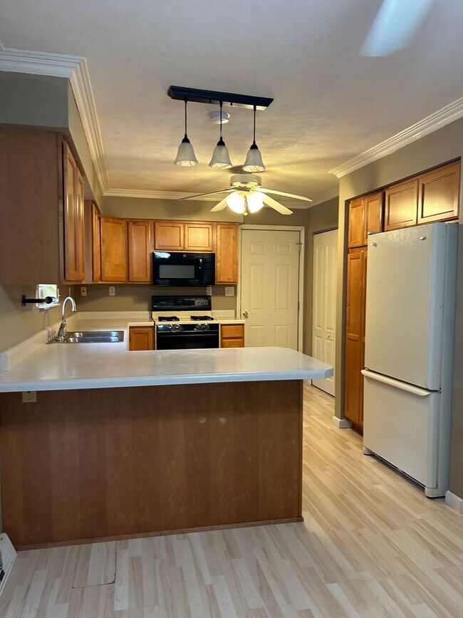 Foto del edificio - 10 Tanbark Dr