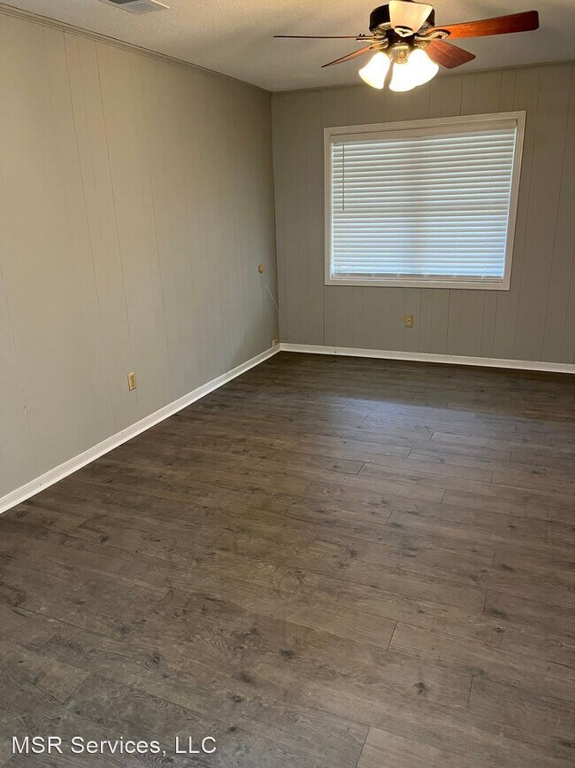 Building Photo - 3 br, 1 bath House - 264 Wilkinsville Road