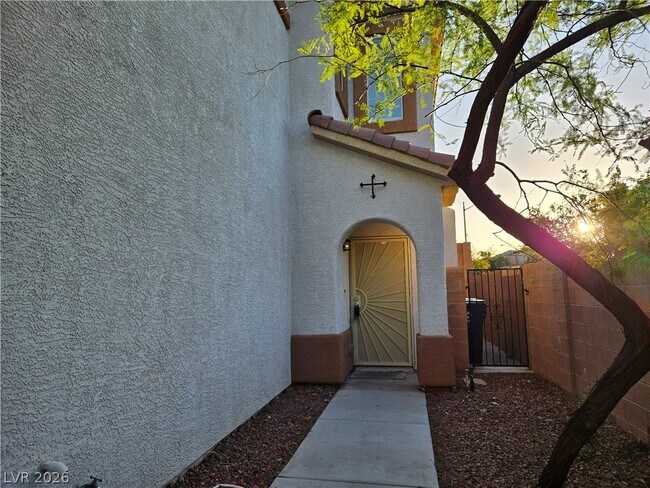 Foto del edificio - 7349 Trialside Park Ct