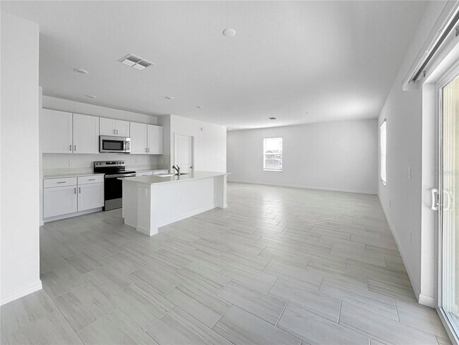 Foto del edificio - 17600 Shirewood Wy