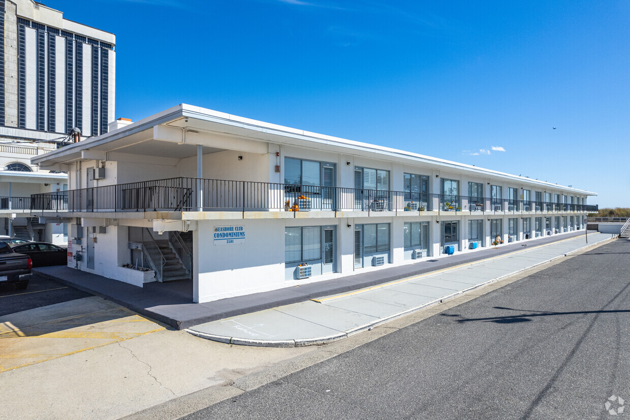 Primary Photo - Seashore Club Condominiums