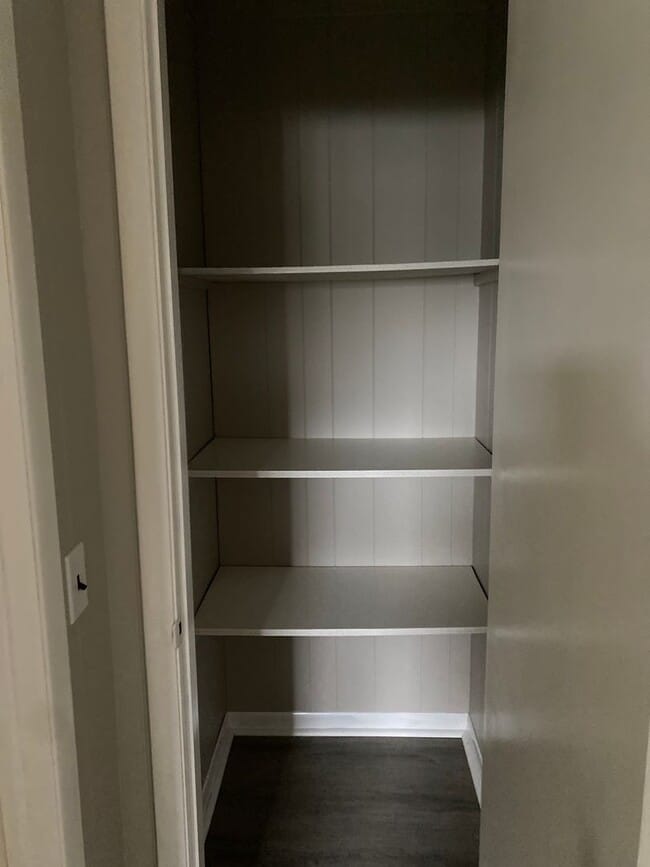 Foto del edificio - 806 Crown Ave