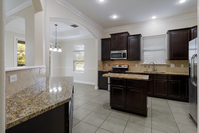 Building Photo - 5118 Thymus Dr