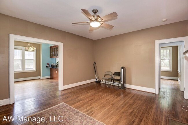 Building Photo - 3 br, 2.5 bath House - 7413 Maple Ave