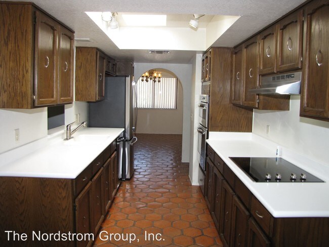 Building Photo - 5719 N Camino Del Conde