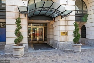 Building Photo - 601 Pennsylvania Ave NW