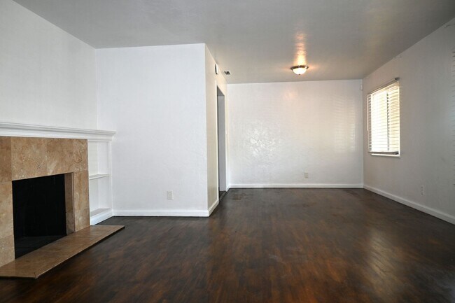 Foto del edificio - Resident Benefit Package Property