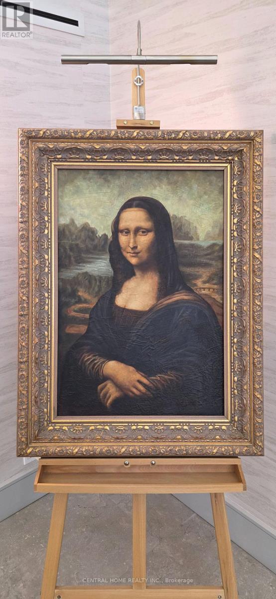 Building Photo - 18 Holmes Ave