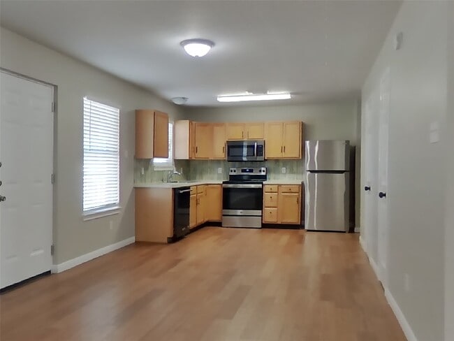 Building Photo - 5003 Hauna Ln