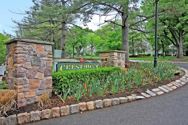 Building Photo - 62 Bentley Ct