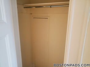 Building Photo - 62 Boylston St