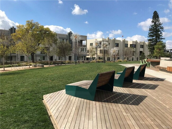 Building Photo - 608 Cultivate