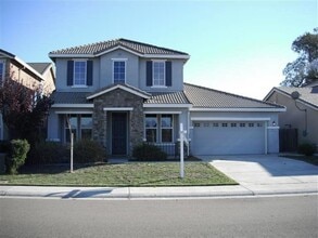 Building Photo - 9409 Silver Bridle Way