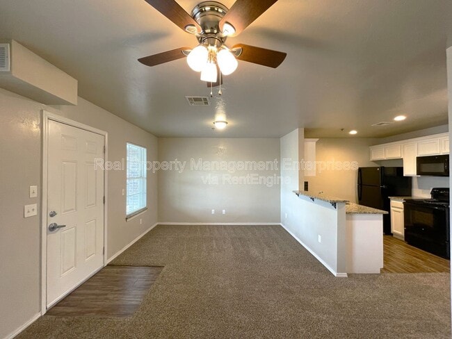 Foto del edificio - 2442 NW 39th St