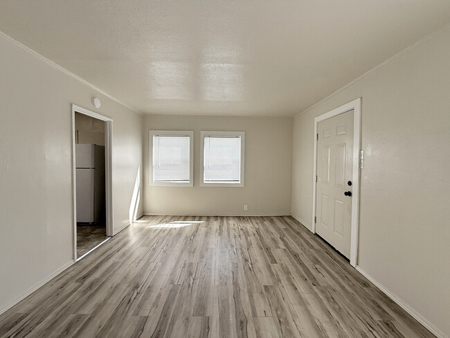 Building Photo - 2346 Garnett
