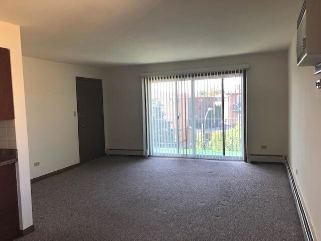 Foto del edificio - 10619 Major Ave