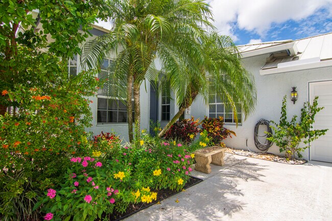 Building Photo - 9439 Poinciana Ct