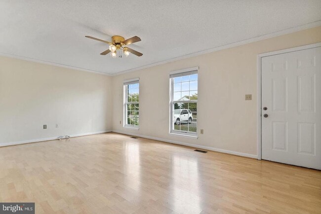Foto del edificio - 612 Emily Ln