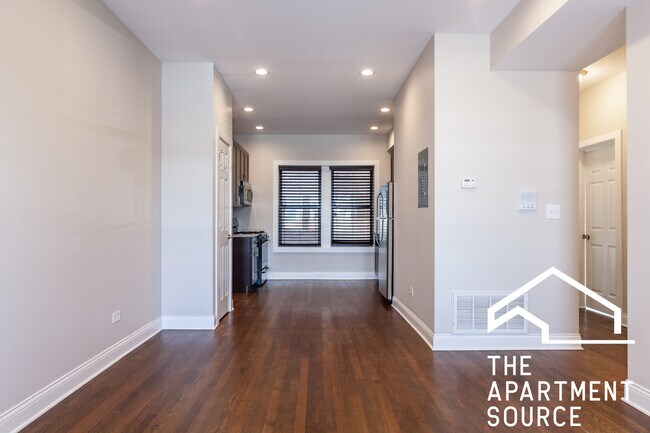 Foto del edificio - 525 W Barry Ave