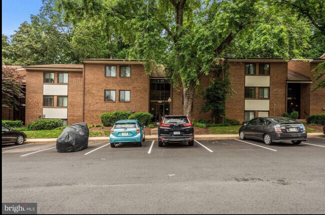 Foto del edificio - 1524 Northgate Sq
