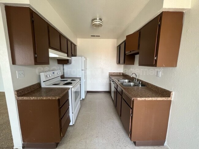 Foto del edificio - 3762 N Cedar Ave