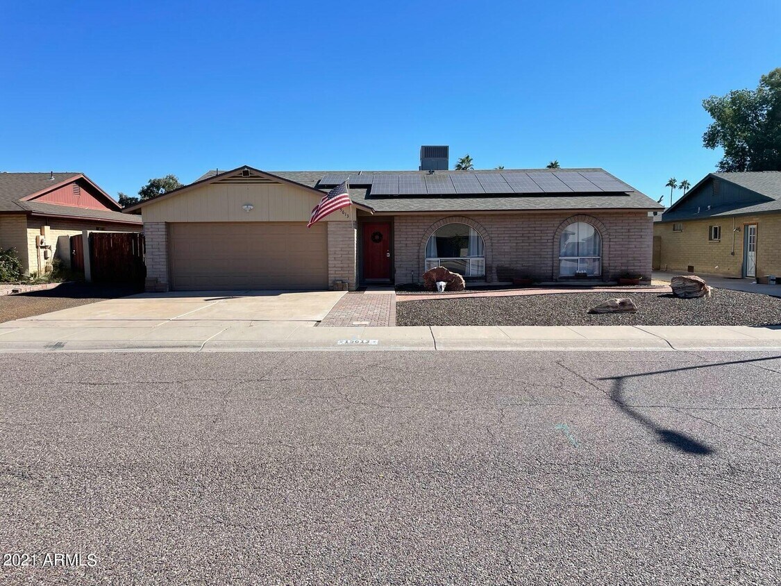 Primary Photo - 15613 N 58th Ave