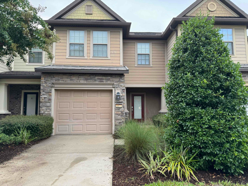 Foto principal - 6977 Heatherton Ct