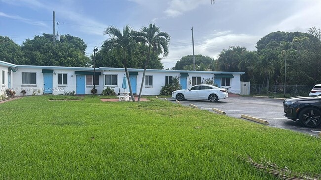 Foto del edificio - 709 NE 2nd Ct