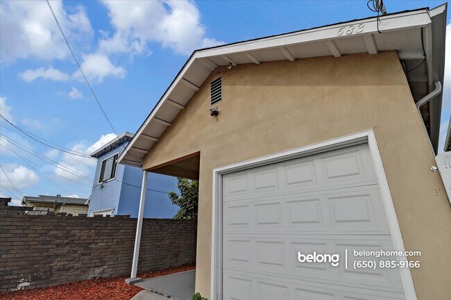 Foto del edificio - 683 Harbour Way