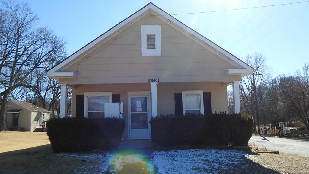 11001 Kentucky Ave, Sugar Creek, MO 64054 House Rental in Sugar Creek