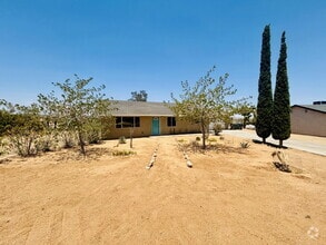 Building Photo - 58278 Del Mar St