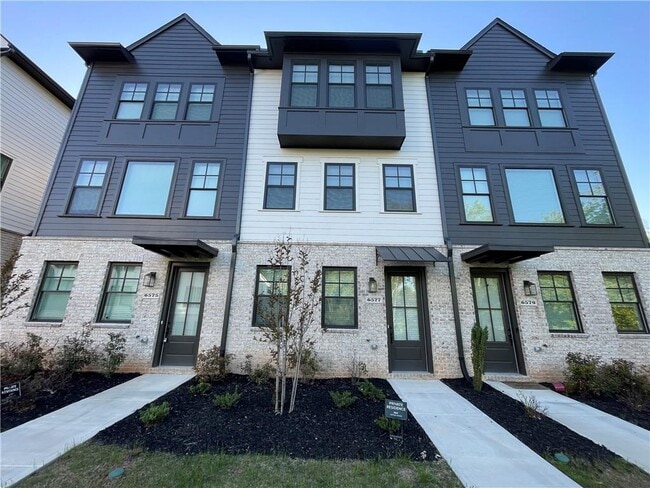 Building Photo - 6577 Beacon Dr