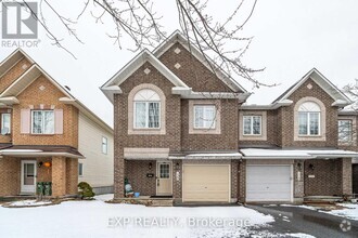 Building Photo - 120 Landover Crescent