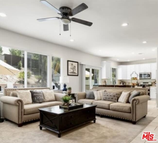 Foto del edificio - 32209 Corte Carmona