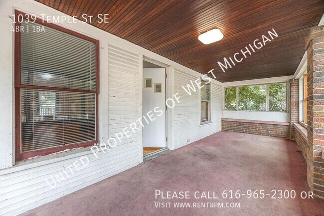 Foto del edificio - Available Now | 4 Bedroom 1 Bathroom Singl...