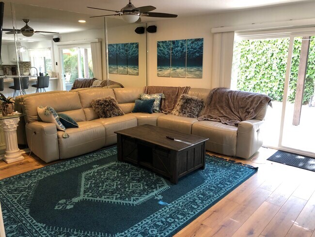 Foto del edificio - 15481 Cottonwood Cir