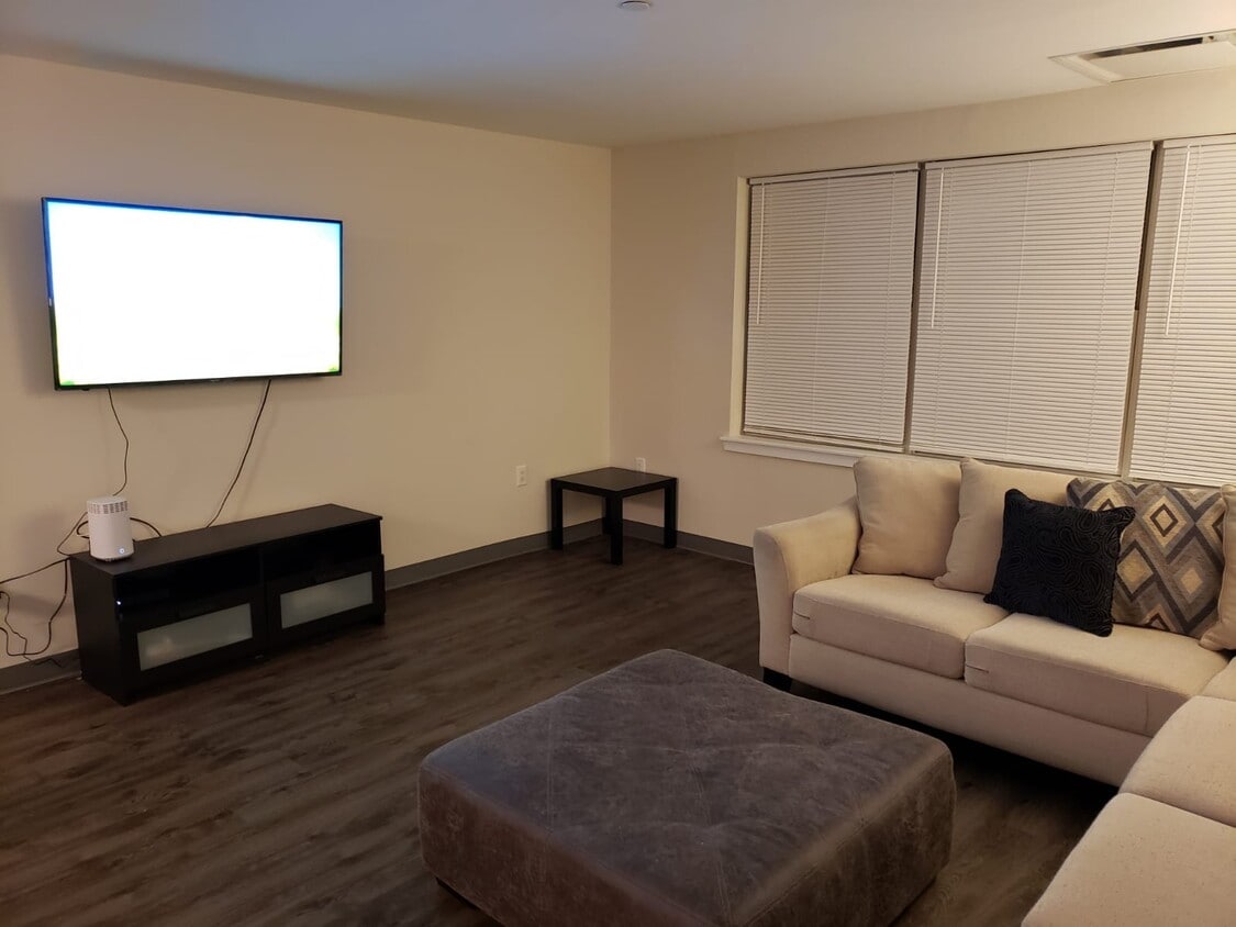 Living Room 2 - 695 Hamilton St