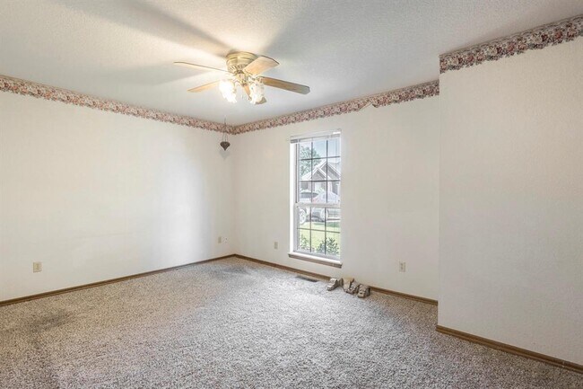 Foto del edificio - 2804 NW 158th St