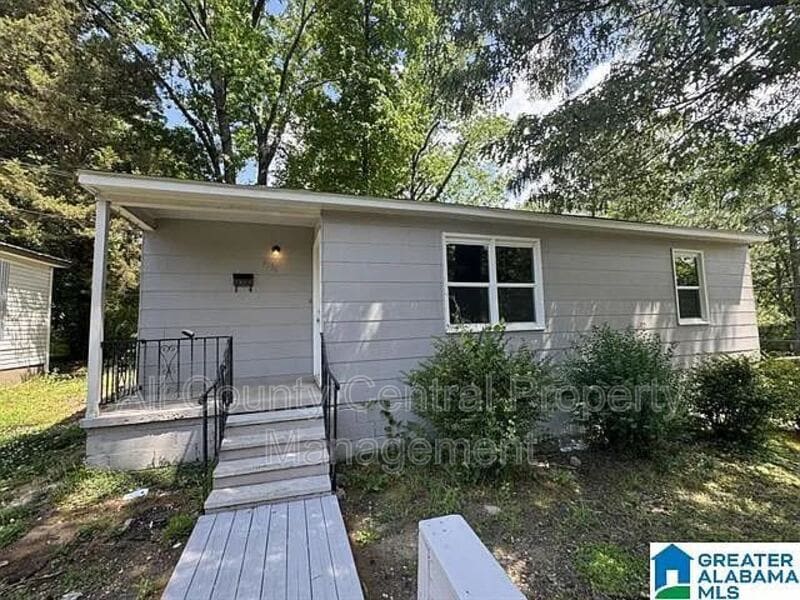 Foto principal - 6936 66th St S