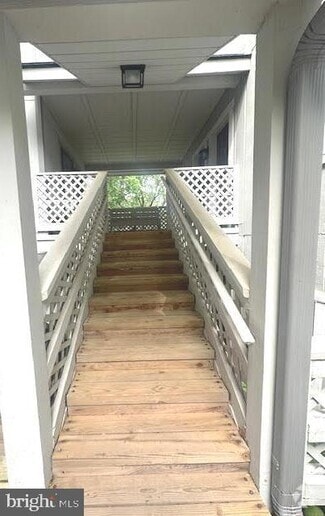 Building Photo - 2267 Hunters Run Dr