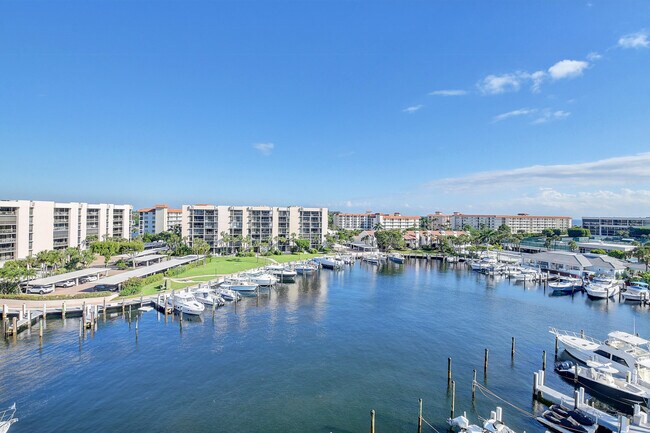 Foto del edificio - 2687 N Ocean Blvd