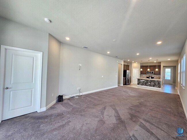 Foto del edificio - Beautiful 3 Bedrooms 2 Bathrooms Home for Rent in Tarpon Springs, FL