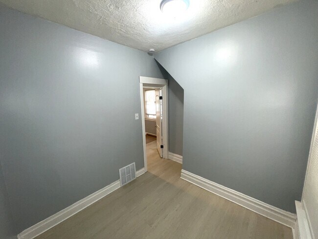 Foto del edificio - 9147 S Woodlawn Ave