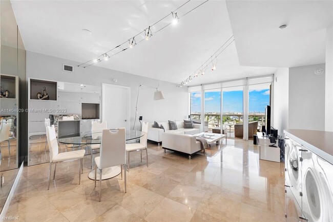 Foto del edificio - 2 br, 2 bath Condo - 400 Alton Rd Apt 1805